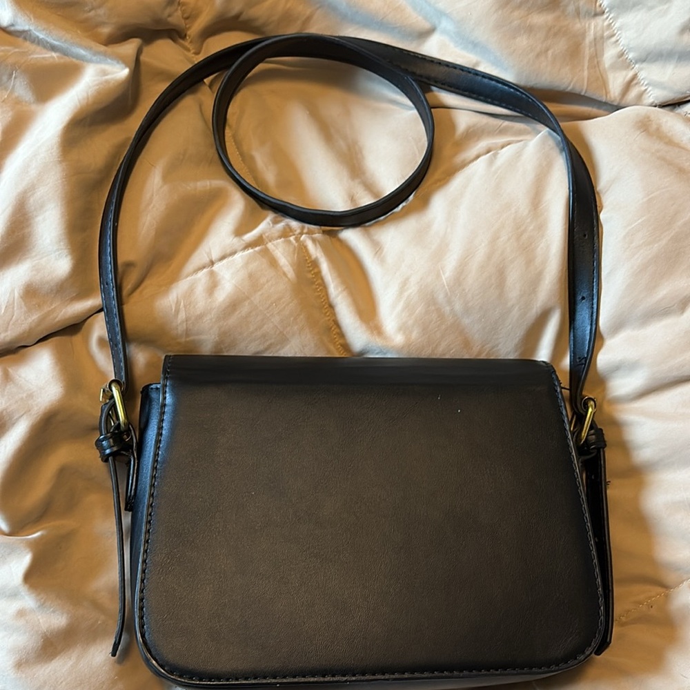 Purse - Picture 2 of 3